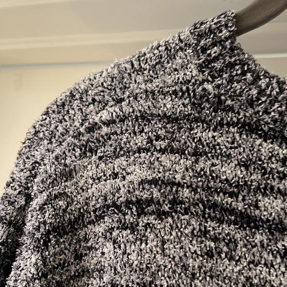 NWOT/SOFTIES Marshmallow Heathered Black Crew neck lounger. 1X/2X - Picture 11 of 11